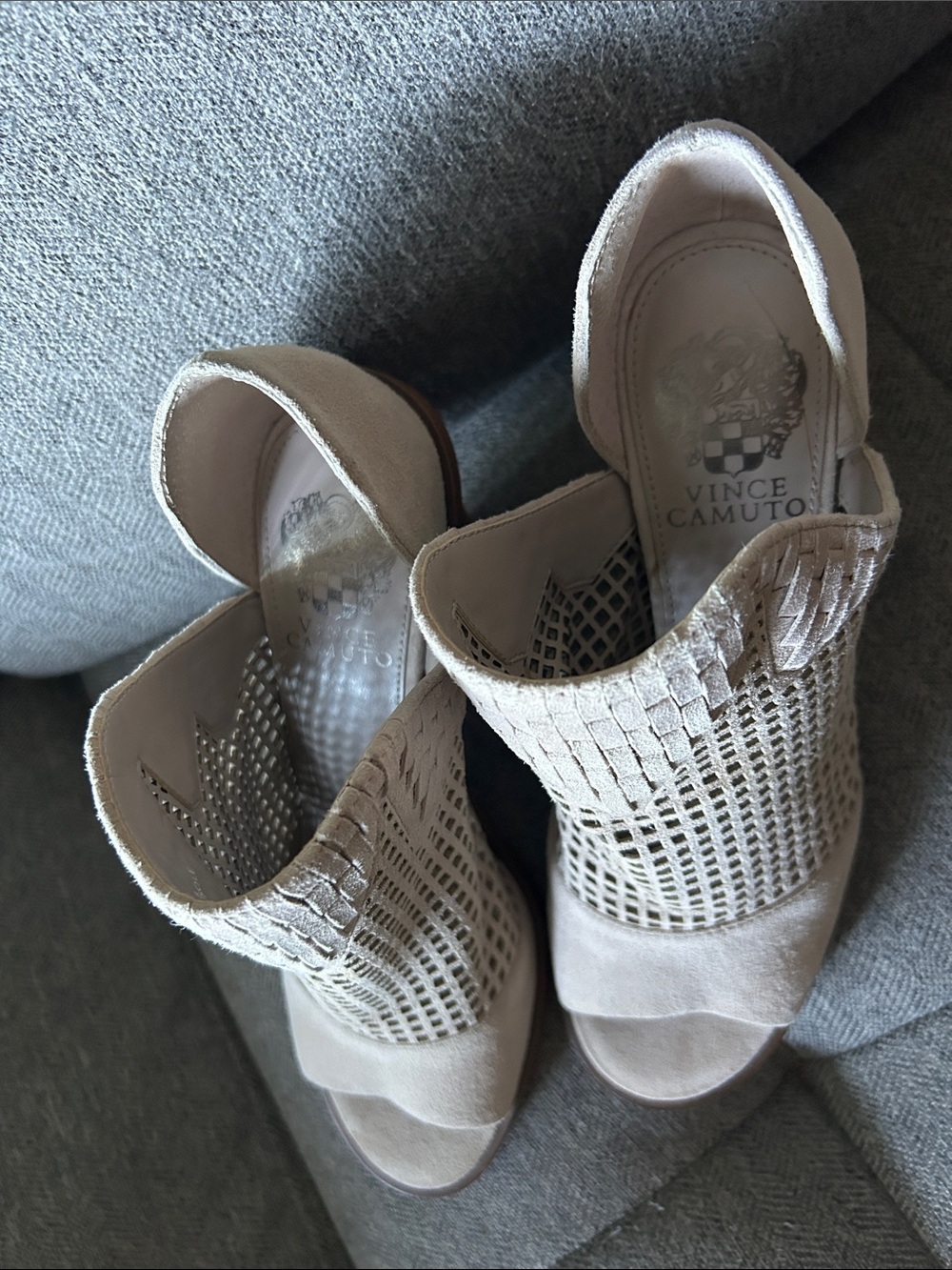 vince camuto FRITZEY BOOTIE women’s size 8 - Picture 2 of 13